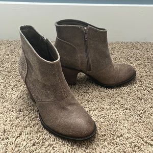 Jessica Simpson booties